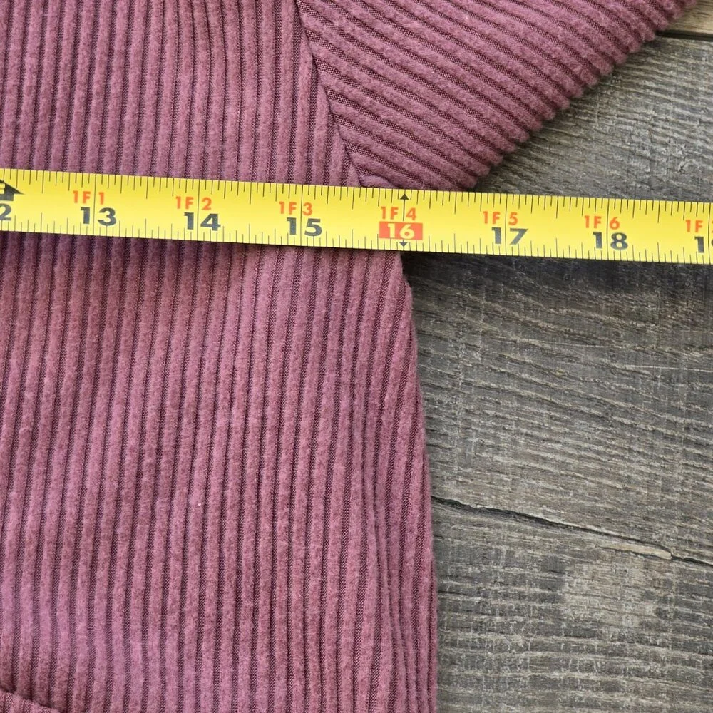 NWT - Crop Shirt, Size: XXL
